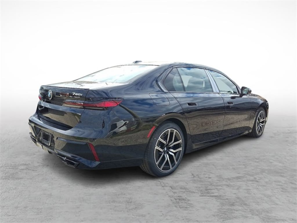 New 2025 BMW 760i xDrive Sedan