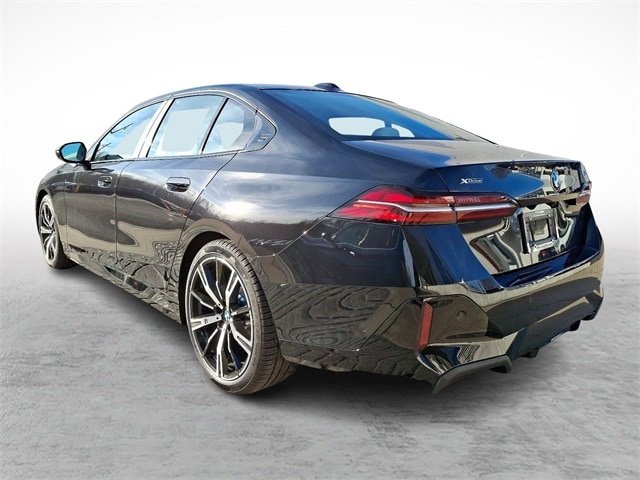 Used 2025 BMW 5 Series 530i with VIN WBA53FJ00SCT22246 for sale in Fort Washington, PA