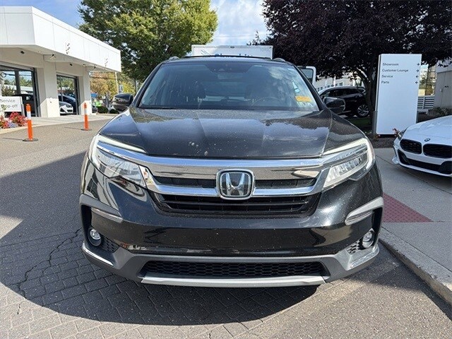 2021 Honda Pilot Elite photo 2