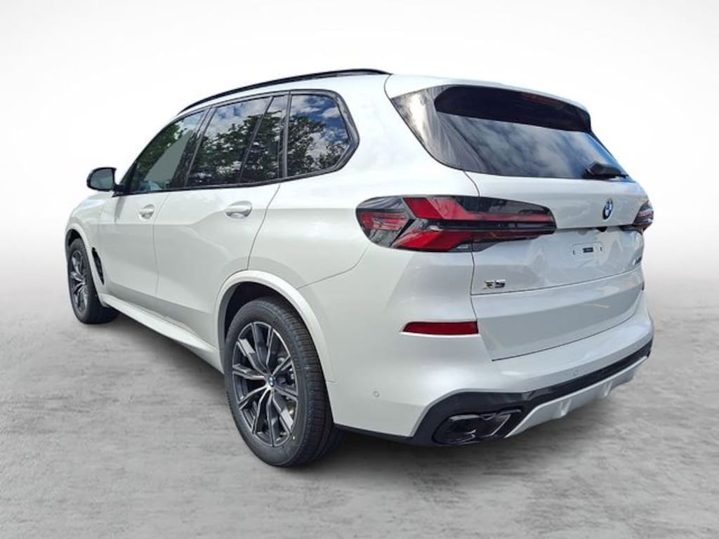 New 2026 BMW X5 M60i SUV