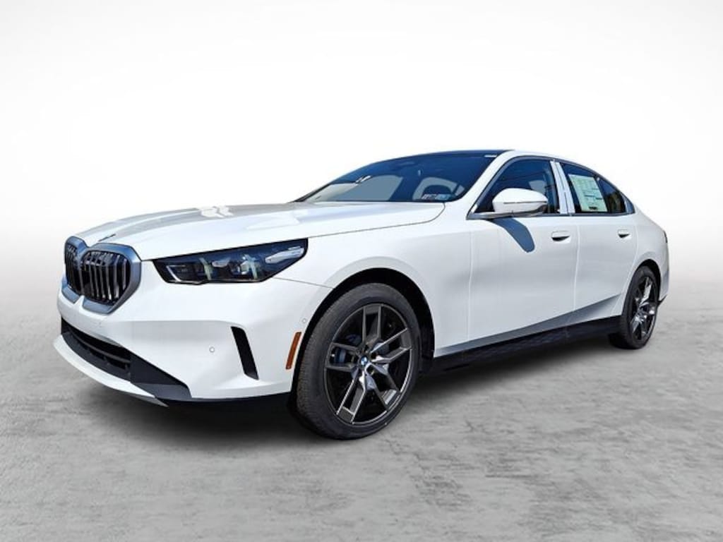 New 2026 BMW 530i xDrive Sedan