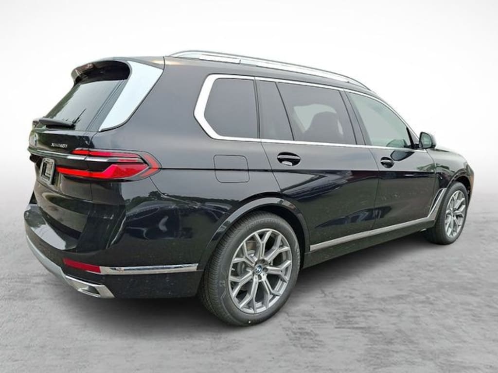 New 2027 BMW X7 xDrive40i SUV