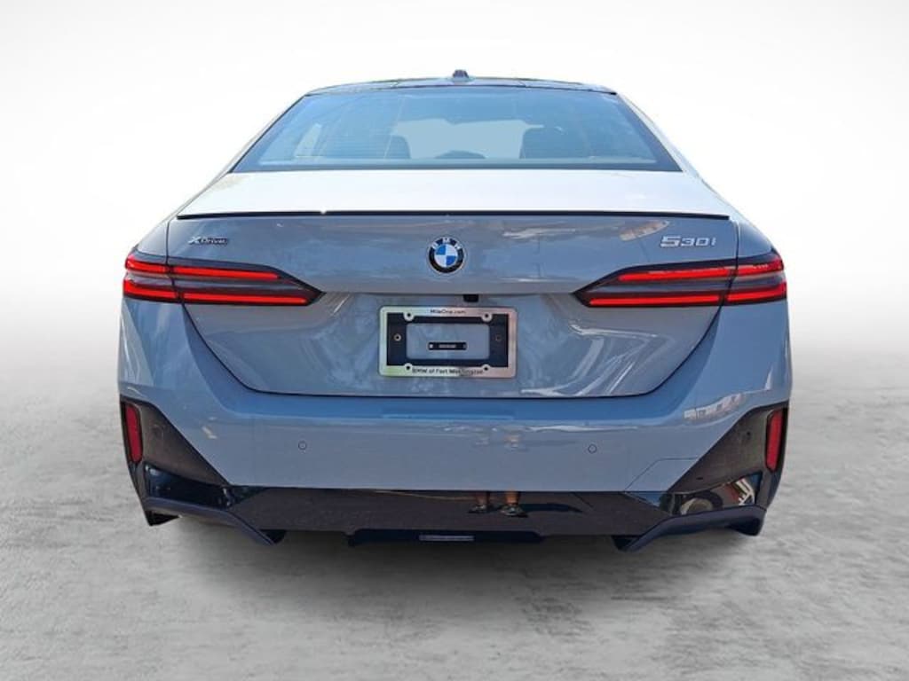 New 2027 BMW 530i xDrive Sedan