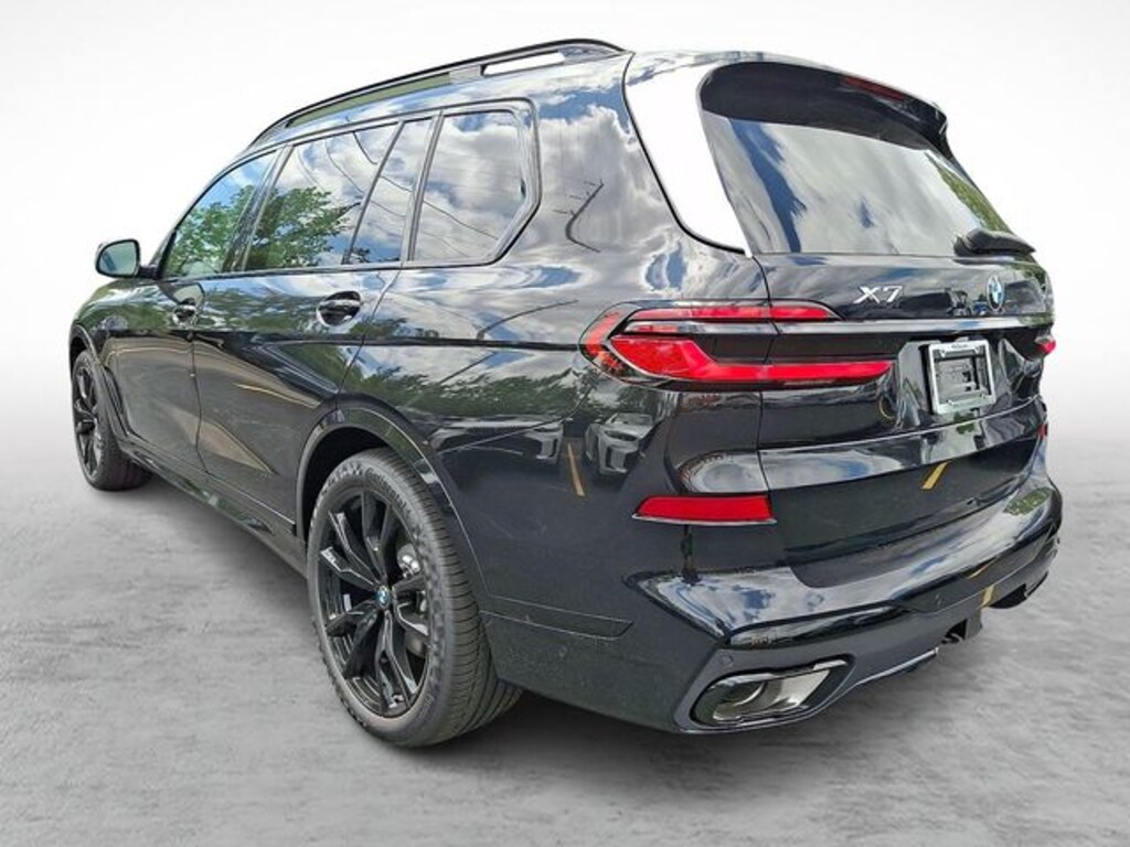 New 2027 BMW X7 xDrive40i SUV