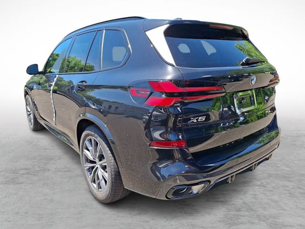 New 2026 BMW X5 xDrive40i SUV