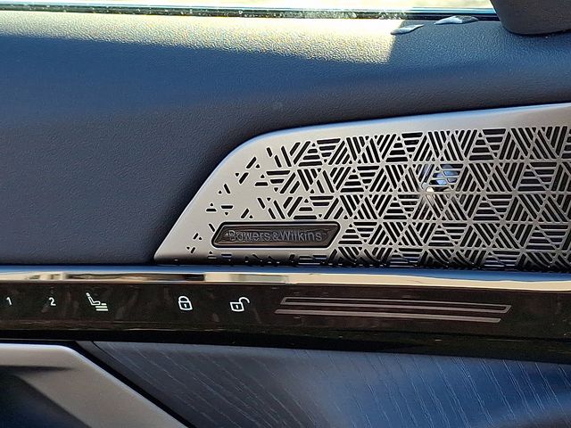 2026 BMW 5 Series 530i - Photo 24