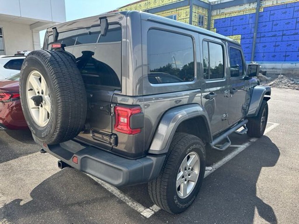 Used 2018 Jeep Wrangler Unlimited Sahara 4x4 SUV