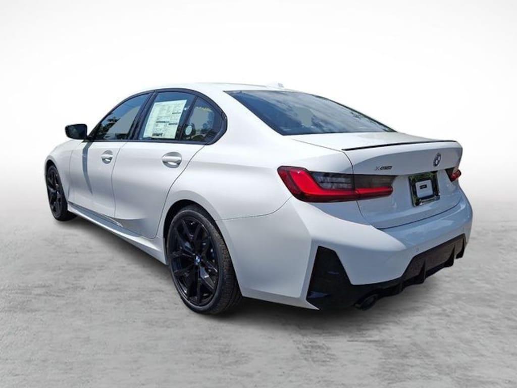 New 2026 BMW 330i xDrive Sedan