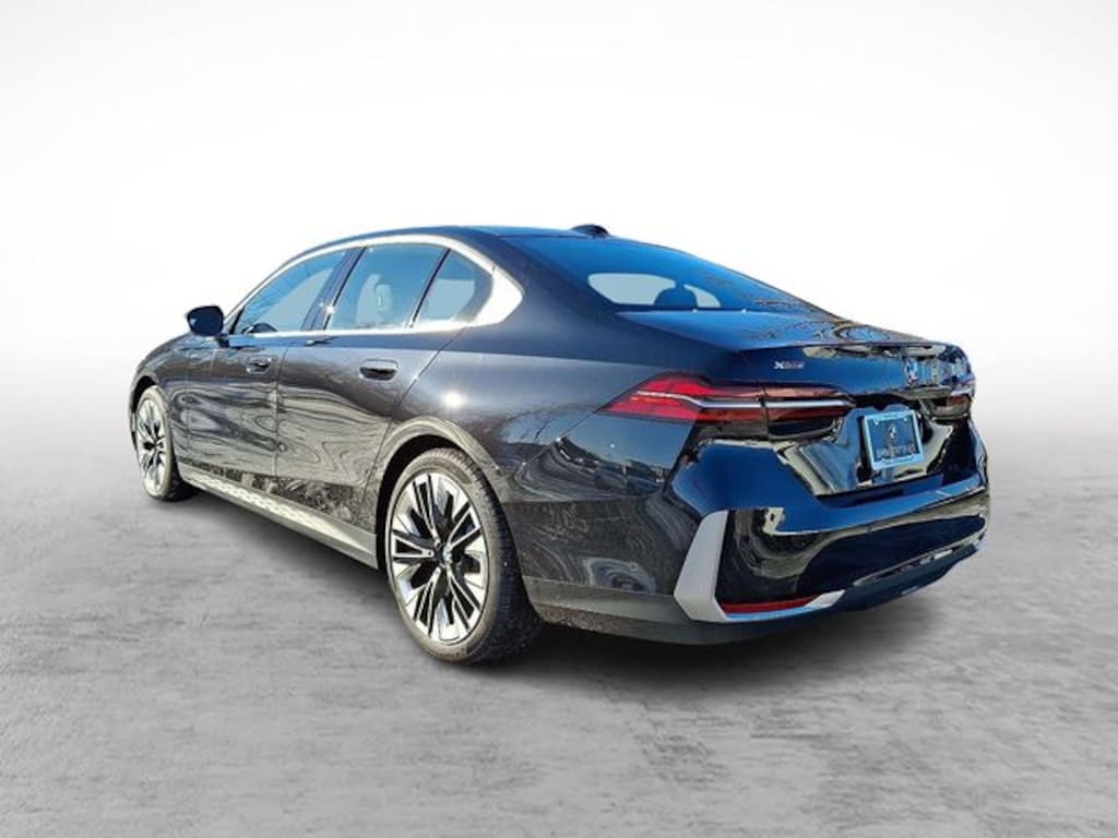 Used 2026 BMW 530i xDrive Sedan