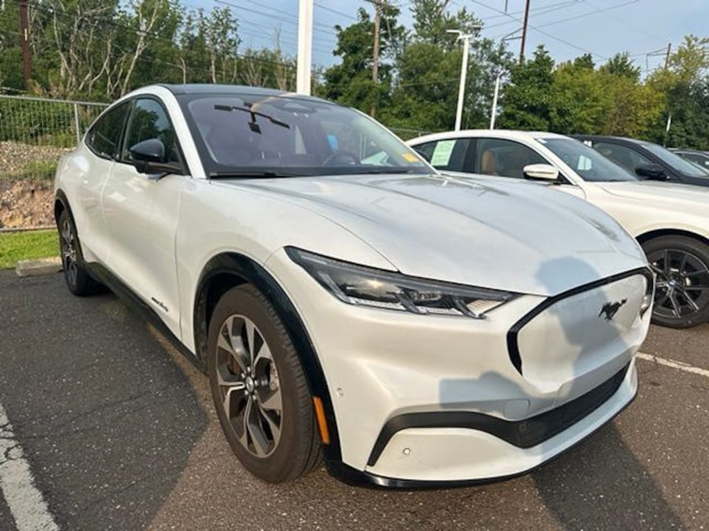 Used 2022 Ford Mustang Mach-E Premium SUV