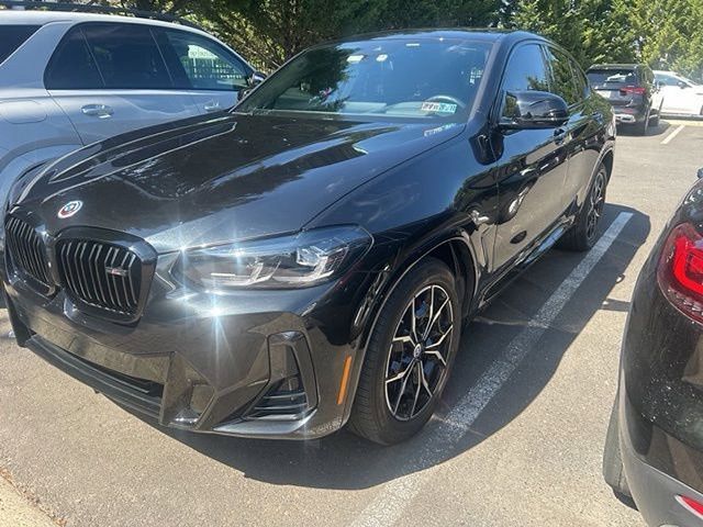 2023 BMW X4 M40i's photo
