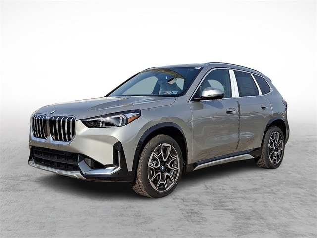 2026 BMW X1 28i's photo