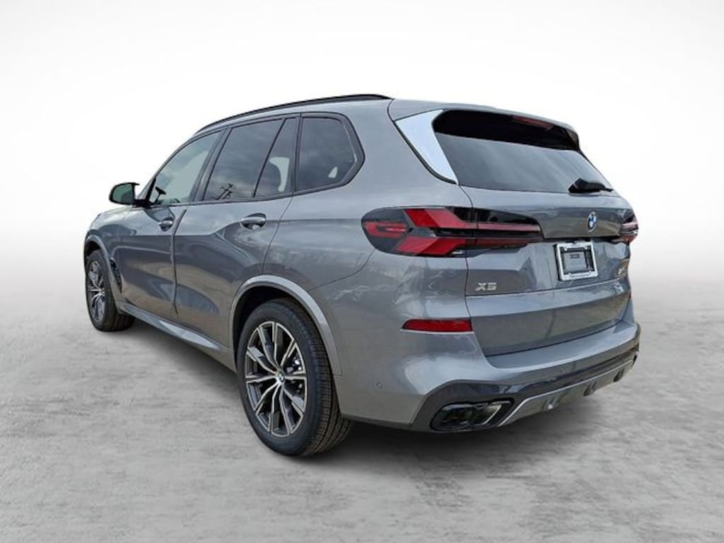 New 2026 BMW X5 M60i SUV