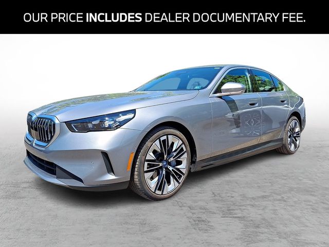 2025 BMW i5 xDrive40 Sedan's photo