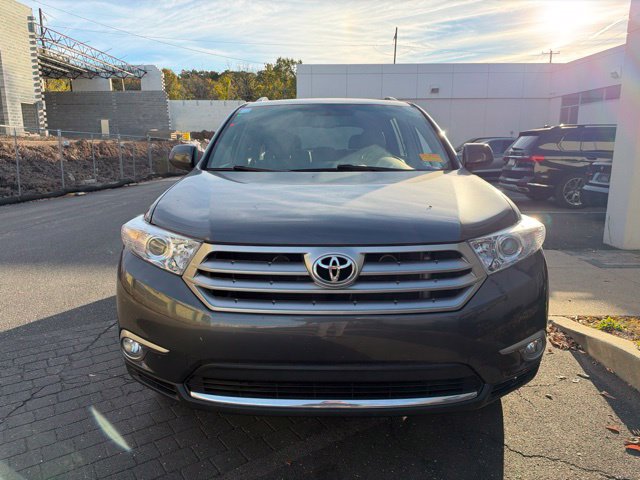 Used 2013 Toyota Highlander 4WD Plus V6 SUV