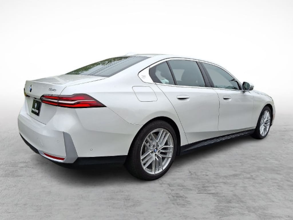 Certified 2024 BMW 530i xDrive Sedan