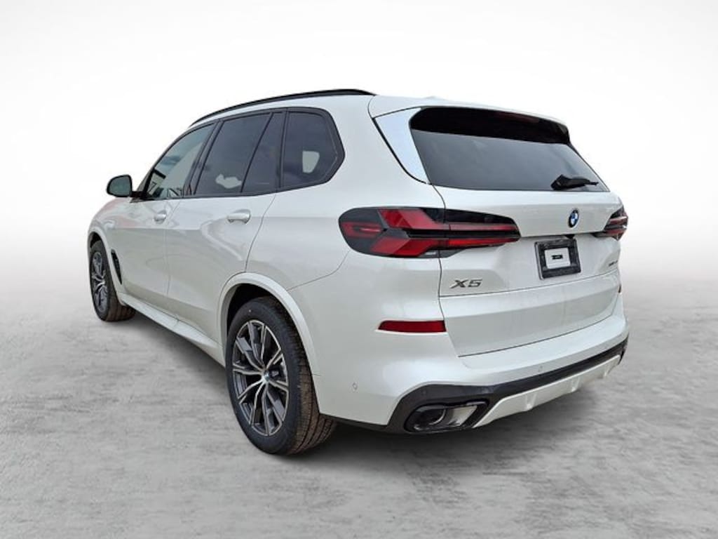 New 2026 BMW X5 xDrive40i SUV