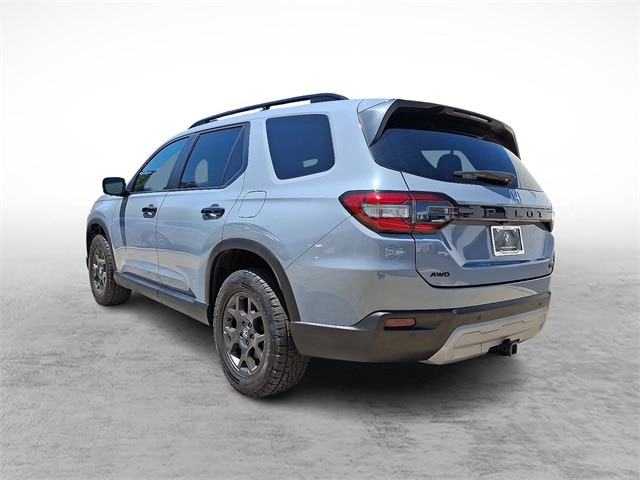 Used 2024 Honda Pilot TrailSport with VIN 5FNYG1H62RB002022 for sale in Fort Washington, PA