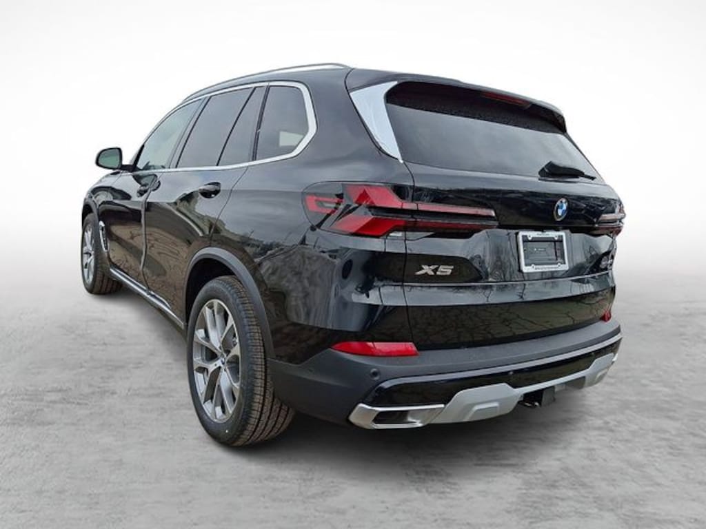 New 2026 BMW X5 xDrive40i SUV