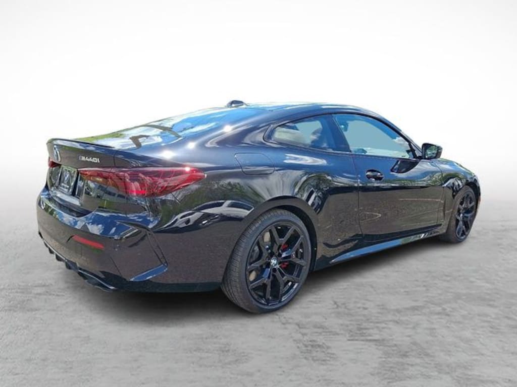 New 2026 BMW M440i xDrive Coupe