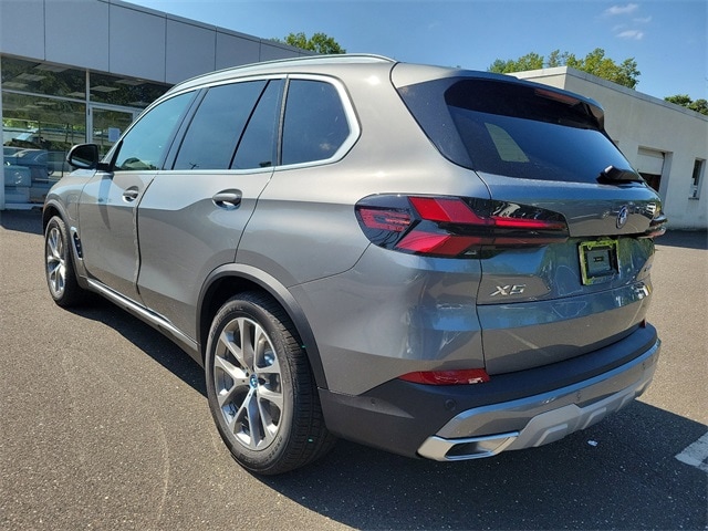 Used 2025 BMW X5 50e with VIN 5UX43EU00S9X80806 for sale in Fort Washington, PA