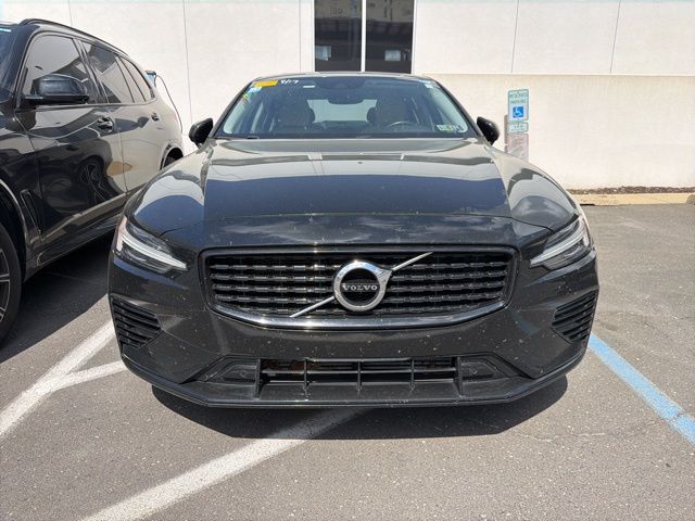 Used 2021 Volvo S60 R-Design Expression with VIN 7JRBR0FZ4MG123643 for sale in Fort Washington, PA