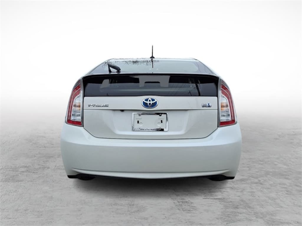 Used 2015 Toyota Prius Three Hatchback