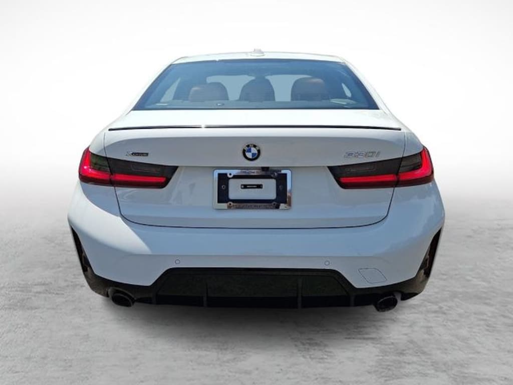 New 2026 BMW 330i xDrive Sedan