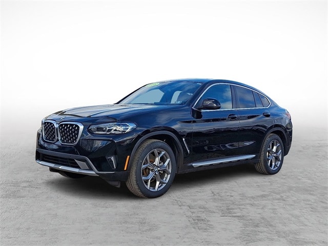 2023 BMW X4 30i's photo