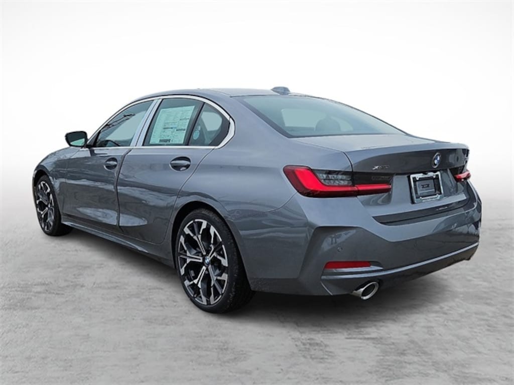 New 2026 BMW 330i xDrive Sedan