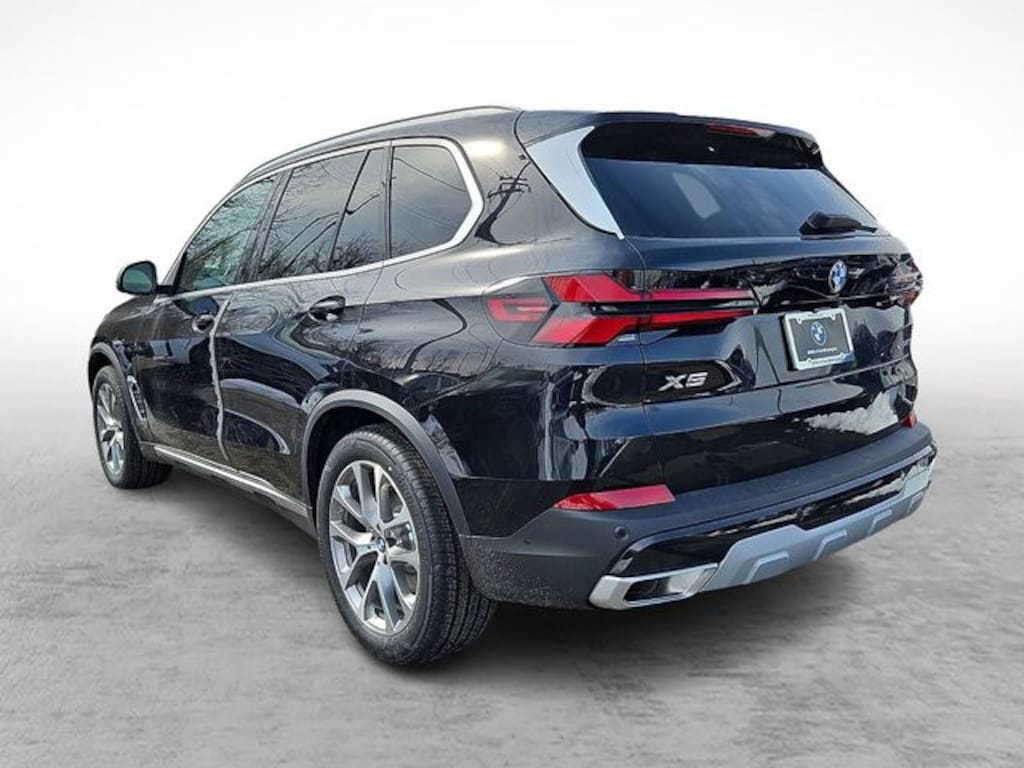 New 2026 BMW X5 xDrive40i SUV