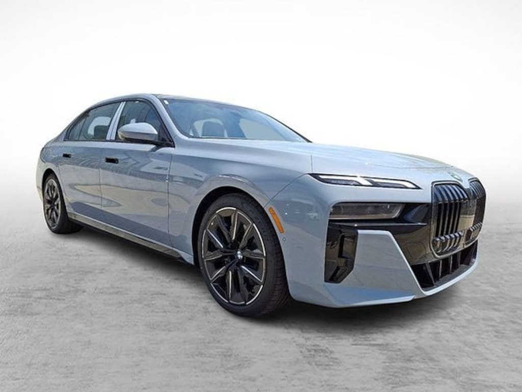 Used 2025 BMW 760i xDrive Sedan