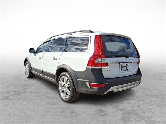 Used 2016 Volvo XC70 Premier with VIN YV4612NK2G1237877 for sale in Fort Washington, PA