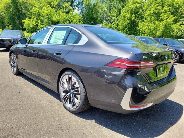 2025 Bmw i5 xDrive40 photo 2