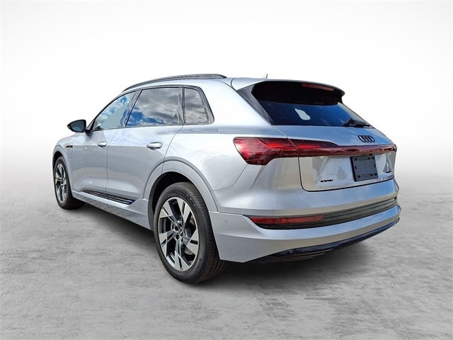 Used 2022 Audi e-tron Premium with VIN WA1AAAGE1NB046239 for sale in Fort Washington, PA