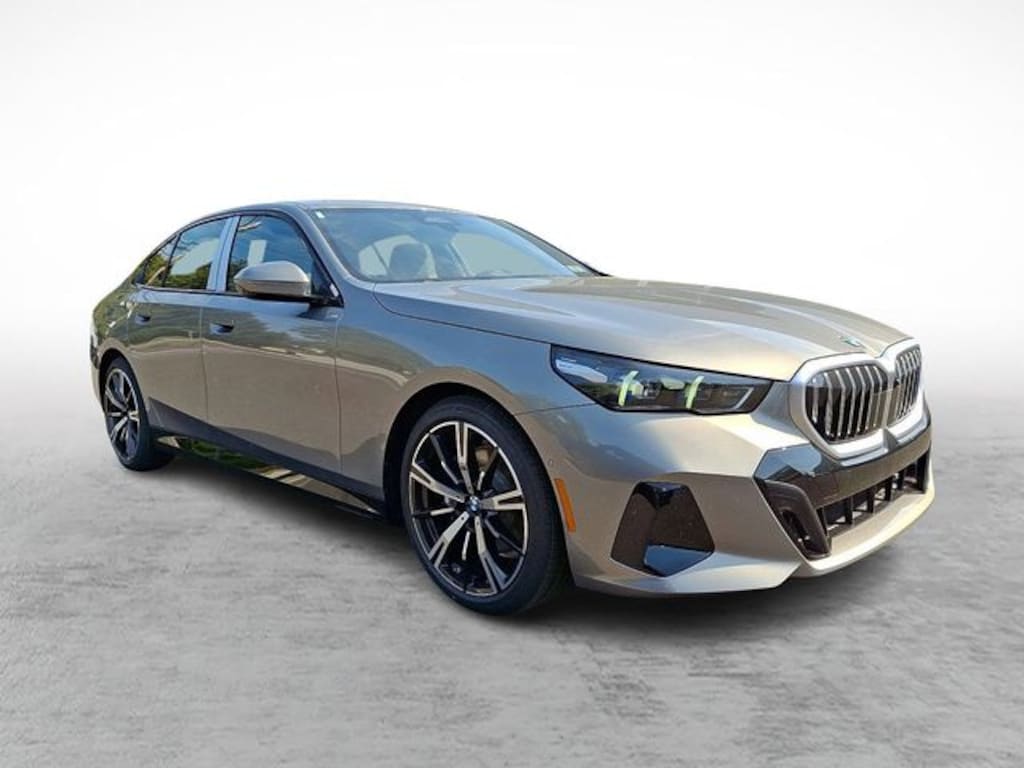 New 2026 BMW 530i xDrive Sedan