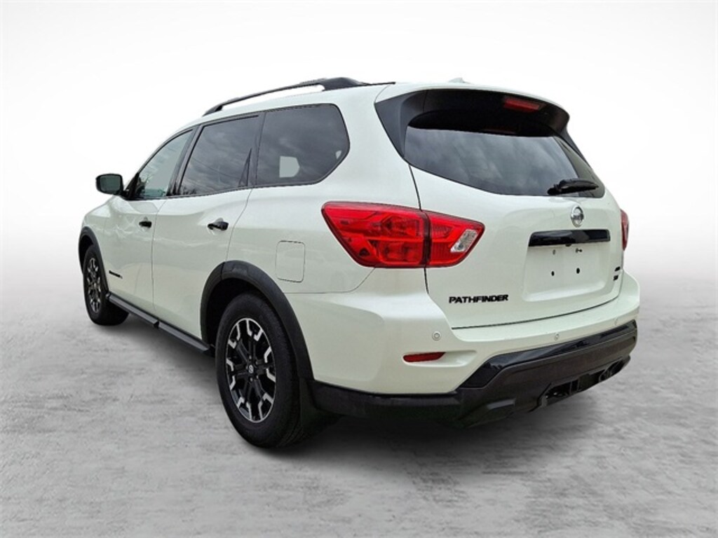 Used 2020 Nissan Pathfinder SV SUV