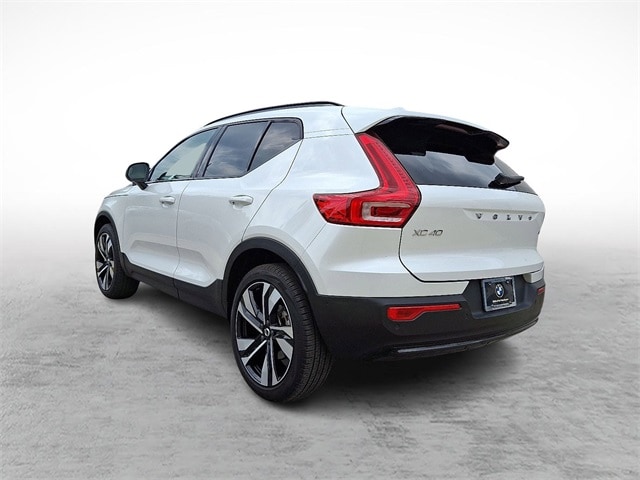 Used 2024 Volvo XC40 Plus with VIN YV4L12UL2R2212651 for sale in Fort Washington, PA