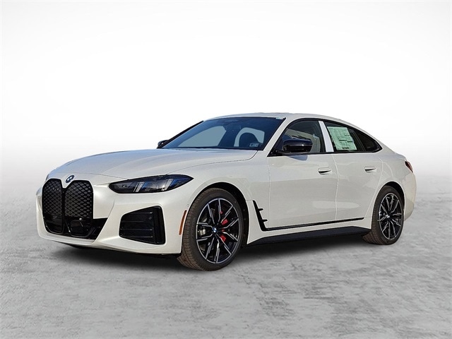 2025 BMW i4 40's photo