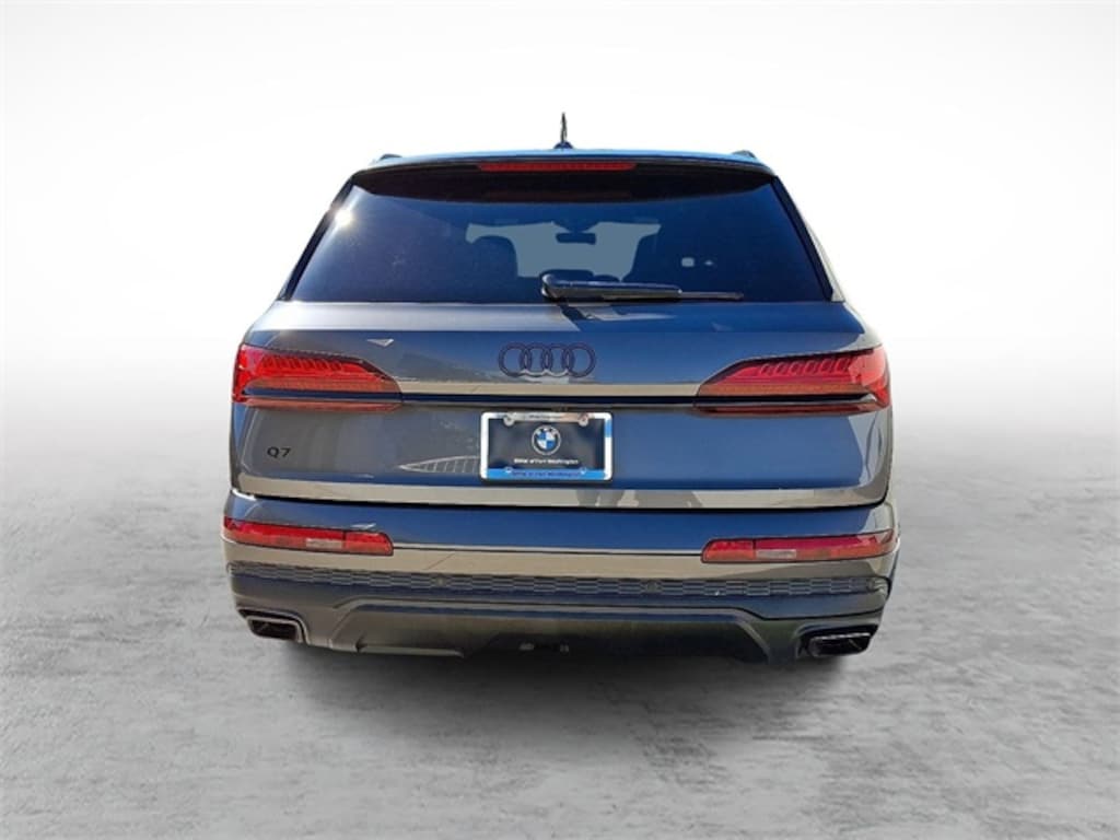 Used 2025 Audi Q7 45 Premium SUV
