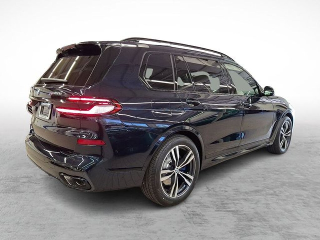 New 2027 BMW X7 M60i SUV