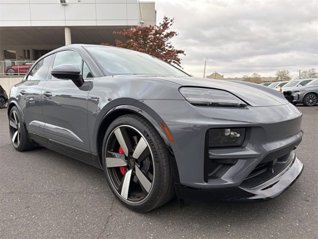 Used 2025 Porsche Macan Electric Turbo SUV