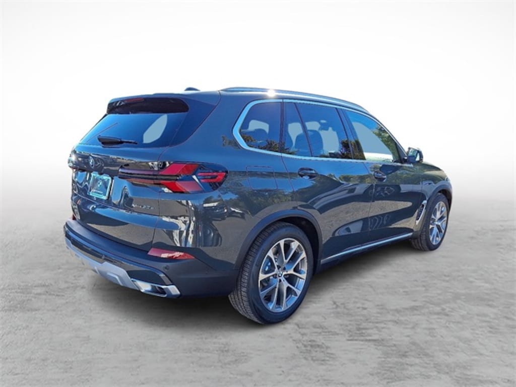 New 2026 BMW X5 PHEV xDrive50e SUV
