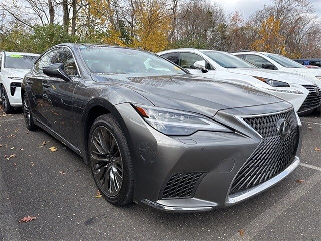 2023 Lexus LS 500 photo 3