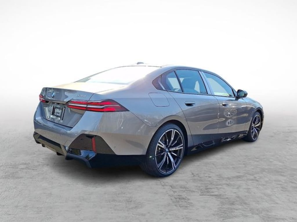 New 2026 BMW 530i xDrive Sedan