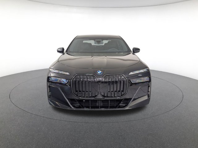 Used 2026 BMW i7 xDrive60 Sedan