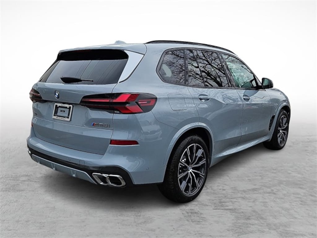 New 2026 BMW X5 M60i SUV