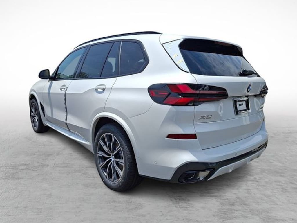 New 2026 BMW X5 xDrive40i SUV