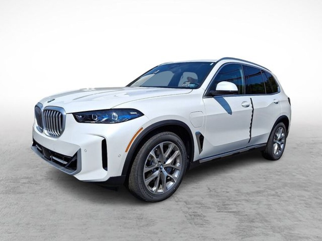New 2026 BMW X5 PHEV xDrive50e SUV