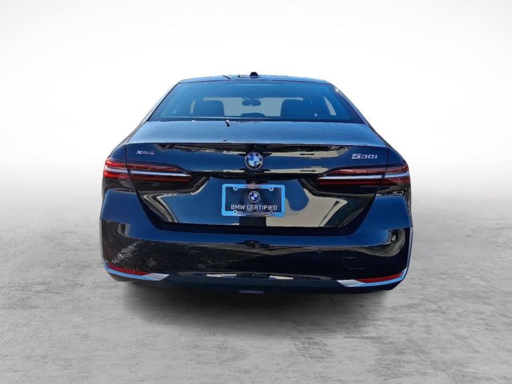 Used 2026 BMW 530i xDrive Sedan